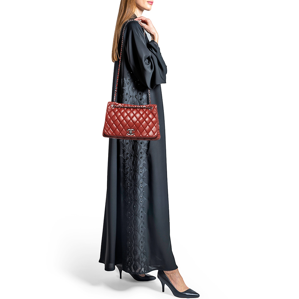 CHANEL Red Bubble Quilted Leather Flap Shoulder Bag - Picture 2 of 8